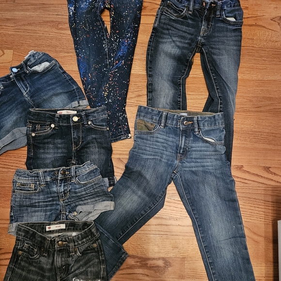 Designer jeans and shirts Bulk - Picture 4 of 5